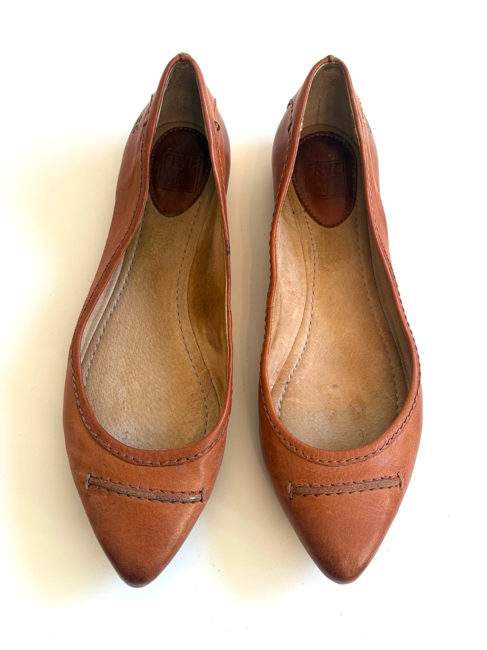 Frye Olive Seam Ballet Flats 7.5 Tan Pointed Toe Washed Italian Leather